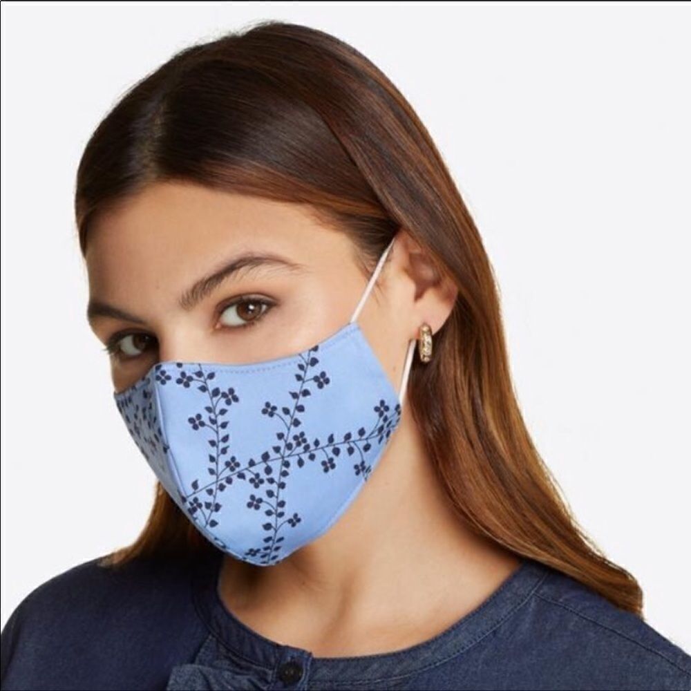 Bundle New Draper James Face Mask & Ipsy bag - Picture 2 of 8
